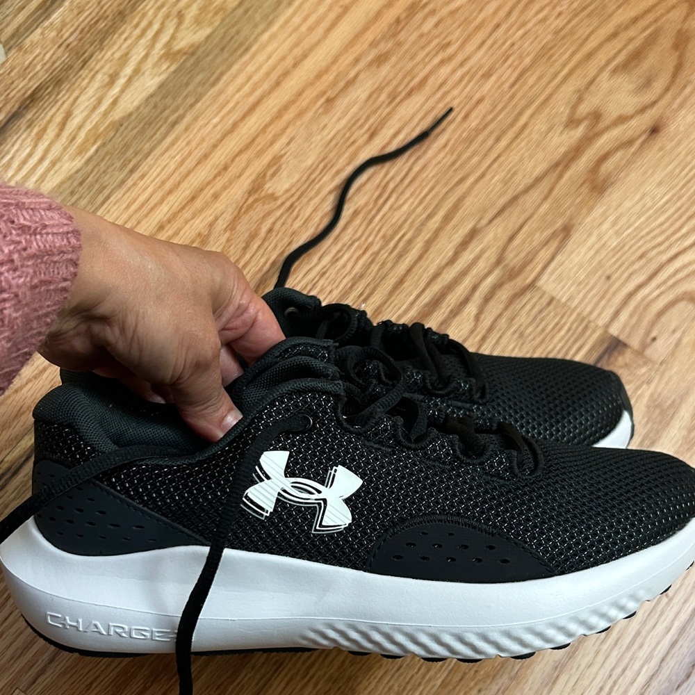 Under Armour Black Athletic Shoes - Picture 7 of 9